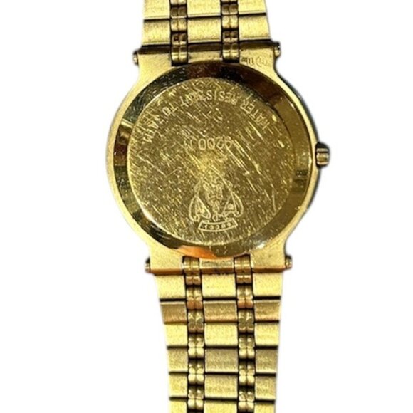 Gucci 9200M Watch - Picture 4 of 6